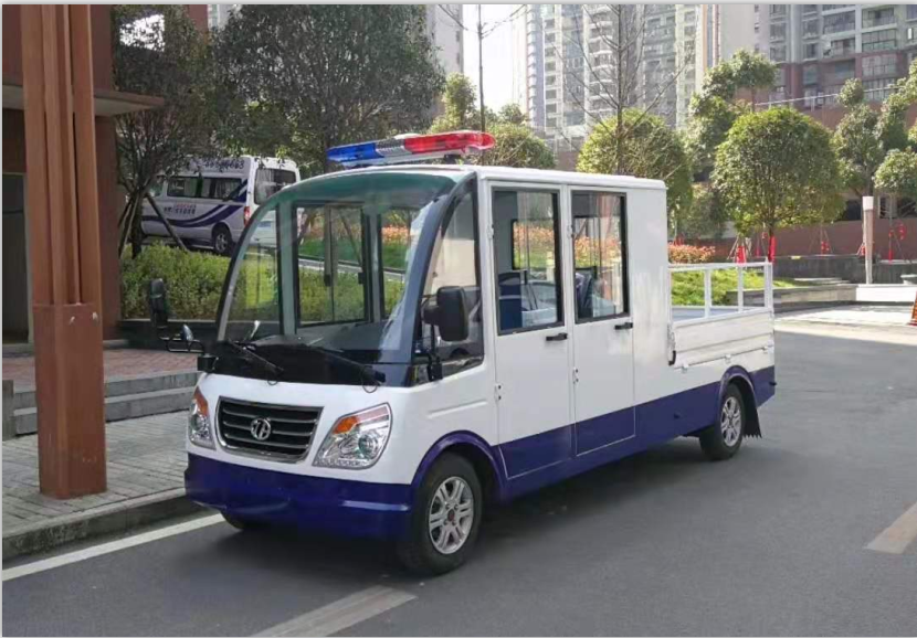 雙排封閉式電動(dòng)貨車